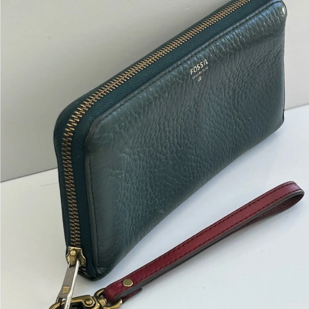 Vintage Fossil Dark Green Leather Zip Around Continental Wallet Wristlet - Picture 4 of 9